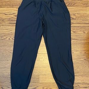 Old Navy Active High-Rise Jogger - Black